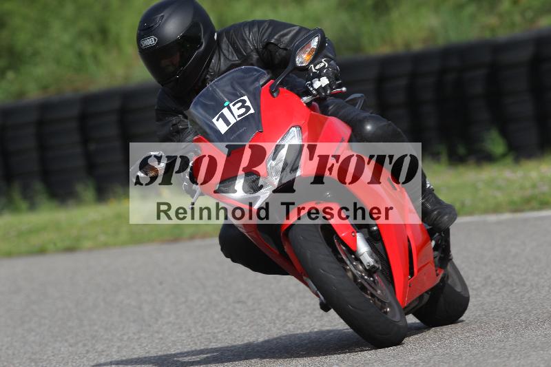 /Archiv-2025/10 23.04.2025 Cornu Master School ADR/gruen-vert/13